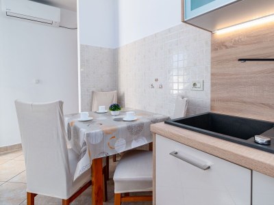 Apartment Studio flat with balcony and sea view Dramalj, Crikvenica AS-19997-a - Outdoor photo 13