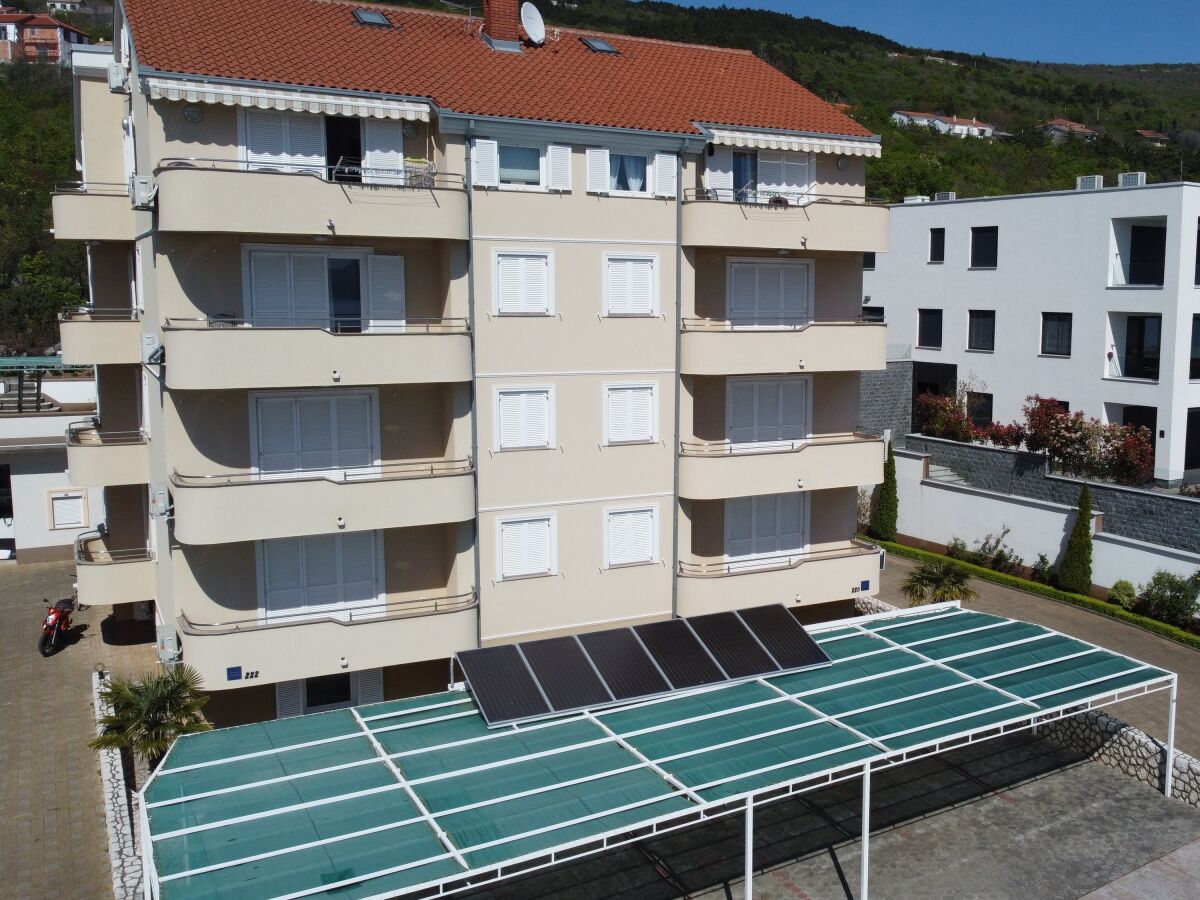 Apartment Studio flat with balcony and sea view Dramalj, Crikvenica AS-19997-f - Outdoor photo 2