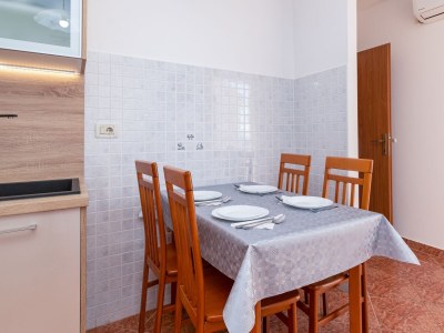 Apartment Studio flat with balcony and sea view Dramalj, Crikvenica AS-19997-f - Outdoor photo 12