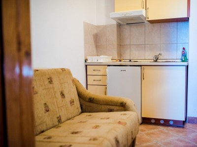 Apartment Two bedroom apartment near beach Drašnice, Makarska A-20243-a - Outdoor photo 7