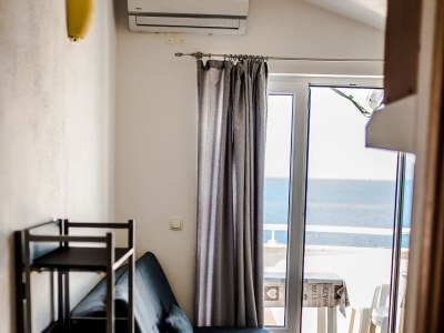 Apartment One bedroom apartment near beach Drašnice, Makarska A-20243-e - Outdoor photo 7