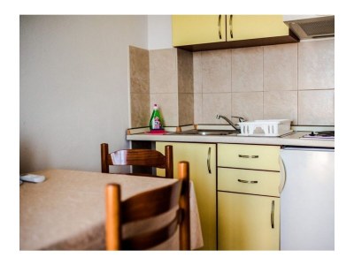 Apartment One bedroom apartment near beach Drašnice, Makarska A-20243-e - Outdoor photo 9