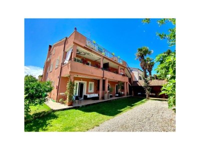 Apartment One bedroom apartment near beach Novigrad A-24877-b in Novigrad - Apartment