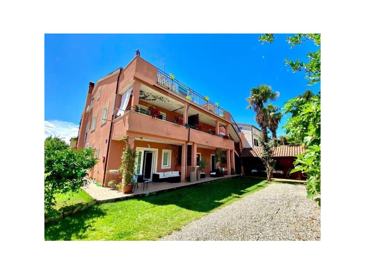 Apartment Studio flat near beach Novigrad AS-24877-a