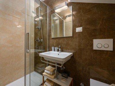 Apartment Apartment in Poreč near Rock Beach - Features photo 11