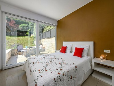 Apartment Apartment in Poreč near Rock Beach - Features photo 12