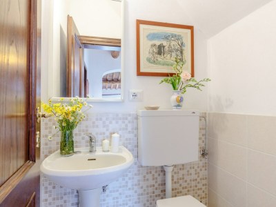 Villa Villa in Tuscany with Infinity Pool - Features photo 4