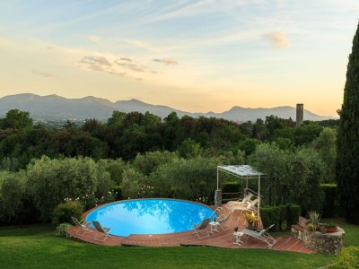 Villa Villa in Tuscany with Infinity Pool - Outdoor photo 9