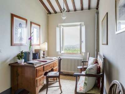 Villa Villa in Tuscany with Infinity Pool - Outdoor photo 16