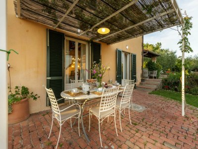 Villa Villa in Tuscany with Infinity Pool - Outdoor photo 28