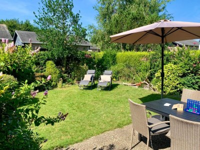 Holiday house Bungalow in Sint Maartenszee near the Beach - Outdoor photo 11