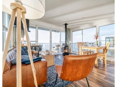 House boat Bright Base with Coastal Access - Features photo 17