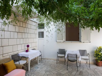 Apartment Guest House Ljubica - Double Room with Private Bathroom-2 - Outdoor photo 17