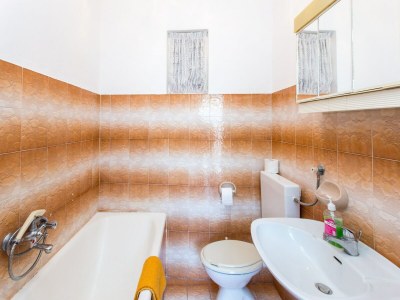 Apartment Guest House Ljubica - Double Room with Private Bathroom-2 1 - Features photo 7