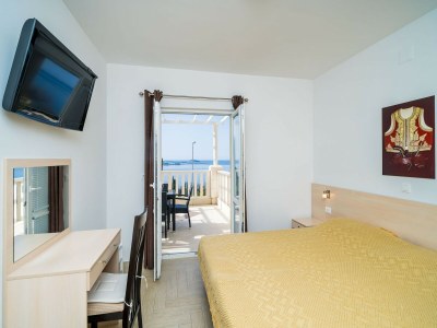 Apartment Villa Samba - Two-Bedroom Apartment with Terrace and Sea View - A4+1 - Features photo 7