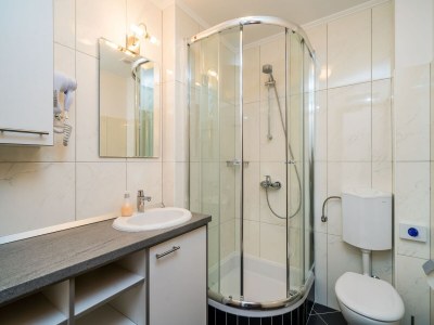 Apartment Villa Samba - Two-Bedroom Apartment with Terrace and Sea View - A4+1 - Features photo 10