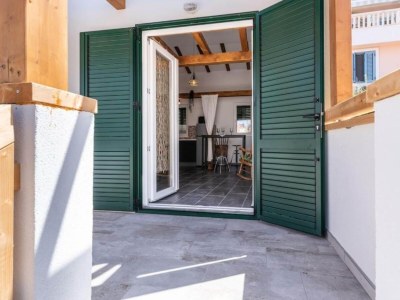 Apartment Two Bedroom Apartment With Loggia And Sea View in Vidalići - Apartment