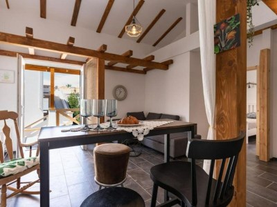 Apartment Two Bedroom Apartment With Loggia And Sea View - Features photo 8