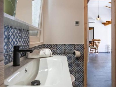 Apartment Two Bedroom Apartment With Loggia And Sea View - Features photo 15