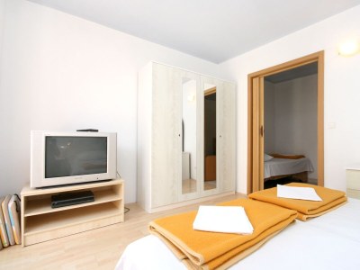 Apartment Two bedroom apartment near beach Promajna, Makarska A-2673-b - Outdoor photo 7