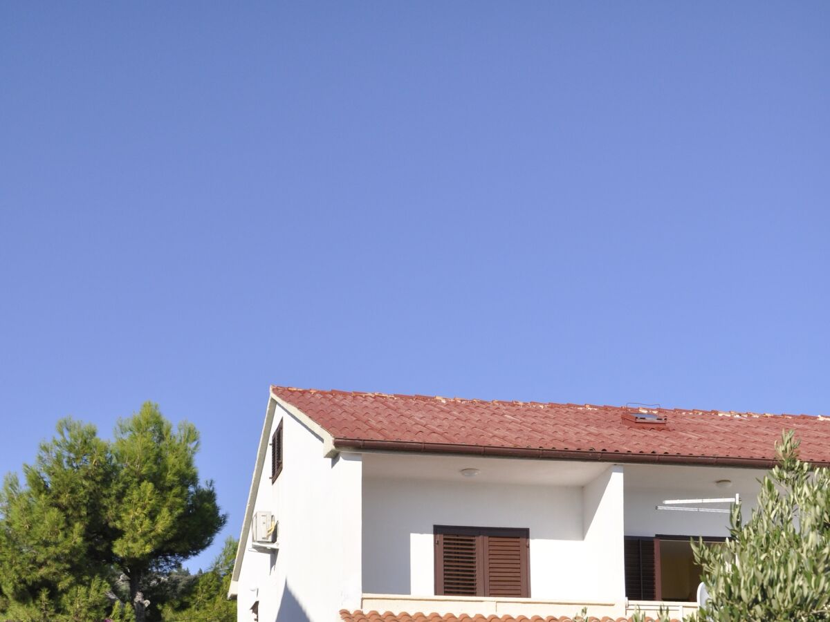 Apartment Two bedroom apartment near beach Barbat, Rab A-14512-c - Outdoor photo 4