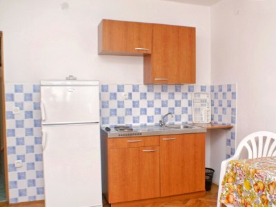Apartment One bedroom apartment near beach Kustići, Pag A-4129-c - Outdoor photo 8