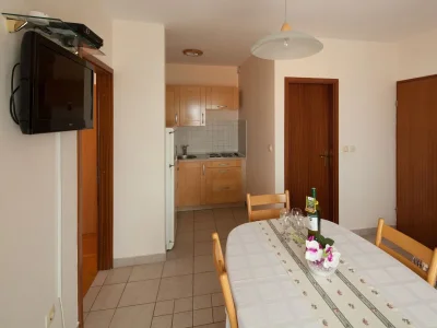 Apartment Two bedroom apartment near beach Bilo, Primošten A-4191-b - Outdoor photo 11