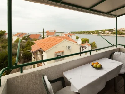 Apartment Two bedroom apartment near beach Bilo, Primošten A-4191-b - Outdoor photo 17