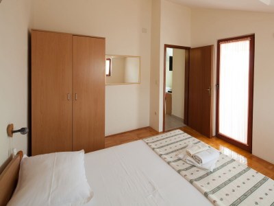 Apartment One bedroom apartment near beach Bilo, Primošten A-4191-d - Outdoor photo 15