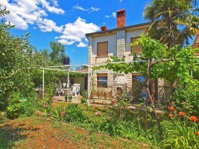 Apartment Three bedroom apartment with balcony Valbandon, Fažana A-20770-a - Outdoor photo 3
