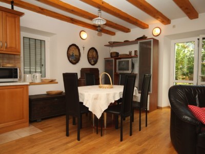 Holiday house Four-bedroom house with terrace and sea view Kukljica, Ugljan K-8251 - Outdoor photo 32