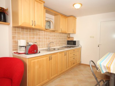 Holiday house Four-bedroom house with terrace and sea view Kukljica, Ugljan K-8251 - Outdoor photo 42