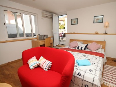 Holiday house Four-bedroom house with terrace and sea view Kukljica, Ugljan K-8251 - Outdoor photo 53