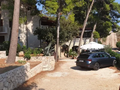 Apartment Two bedroom apartment with terrace Jagodna, Hvar A-24399-a - Outdoor photo 8