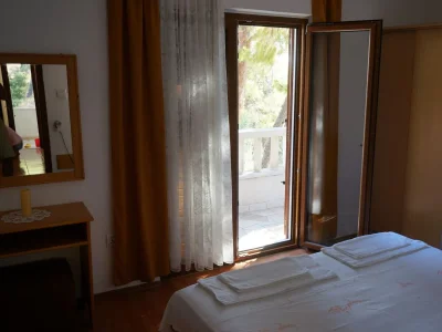 Apartment Two bedroom apartment with terrace Jagodna, Hvar A-24399-a - Outdoor photo 12