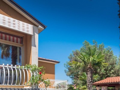 Apartment Studio flat with terrace Umag AS-22520-a - Outdoor photo 2