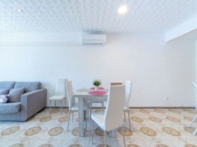 Apartment Apartment in Empuriabrava near Sandy Beach - Features photo 13