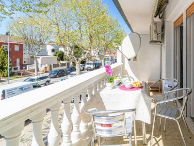 Apartment Apartment in Empuriabrava near Sandy Beach - Outdoor photo 30