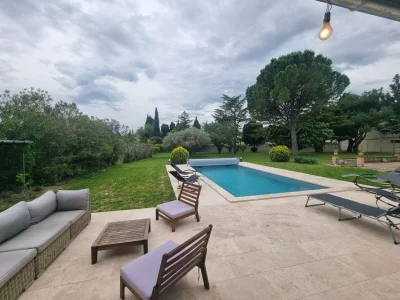 Holiday house Charmantes Ferienhaus mit privatem Pool, Maillane - Outdoor photo 8