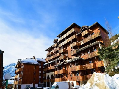 Apartment Bright Escape Near Ski Resort in Les Deux Alpes - Apartment
