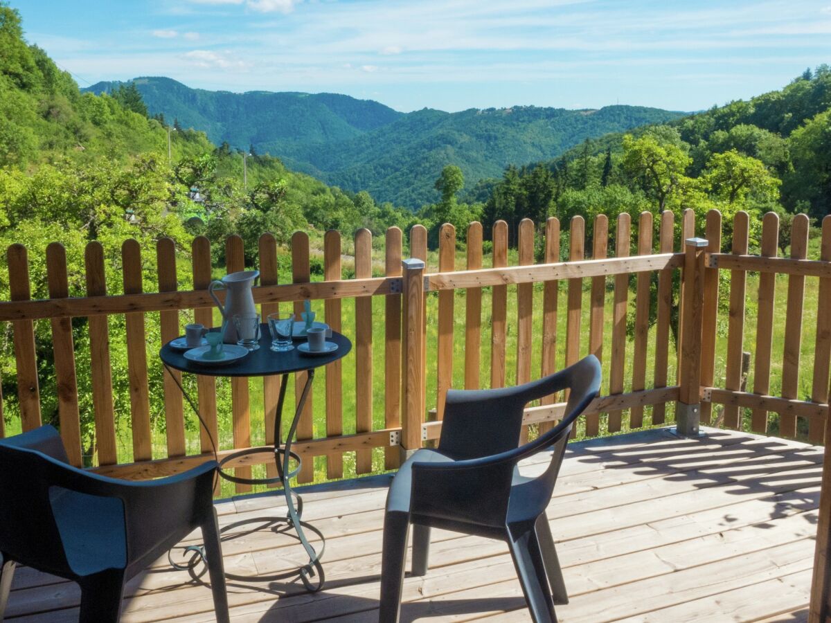 Holiday house Gemütlicher Landurlaub in der Auvergne - Outdoor photo 5