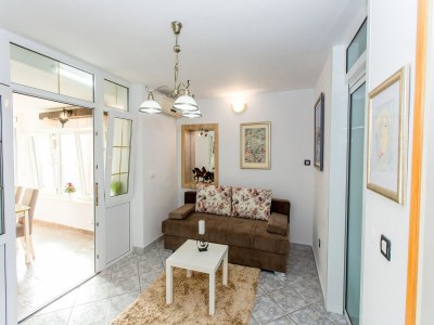 Apartment Apartments Tino- Two Bedroom Apartment with Balcony and Sea View(A1) - Features photo 9