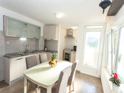 Apartment Apartments Tino- Two Bedroom Apartment with Balcony and Sea View(A1) - Features photo 10