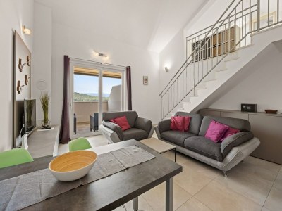 Apartment Ferienwohnung mit Meerblick in Cres - Features photo 15