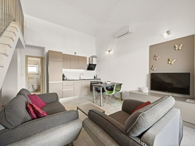 Apartment Ferienwohnung mit Meerblick in Cres - Features photo 18