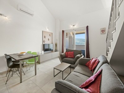 Apartment Ferienwohnung mit Meerblick in Cres - Features photo 21