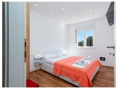 Apartment One bedroom apartment with terrace and sea view Mastrinka, Čiovo A-23984-b - Outdoor photo 8