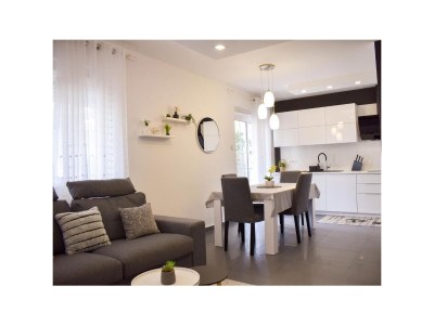 Apartment One bedroom apartment with terrace Novi Vinodolski A-2348-b - Outdoor photo 16