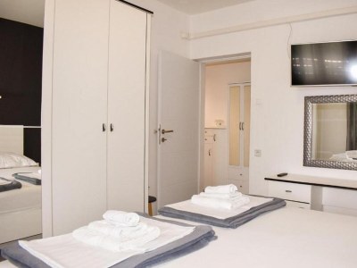 Apartment One bedroom apartment with terrace Novi Vinodolski A-2348-b - Outdoor photo 25