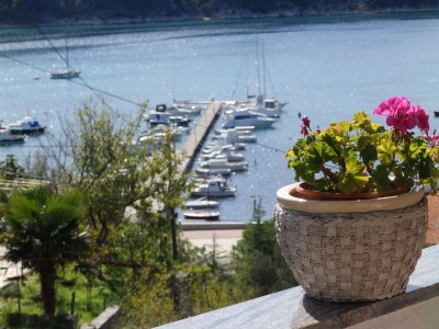 Apartment Two bedroom apartment with terrace and sea view Kampor, Rab A-12273-a - Outdoor photo 24